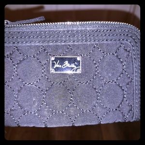 Vera Bradley zip wallet
